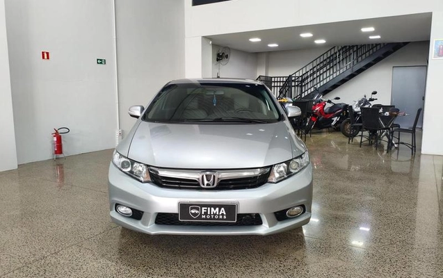 imagem-https://www.socarrao.com.br/sc-vehicle-images-prod/2260042/1783517837843-8209867_0_B_6a0cb63638.jpeg