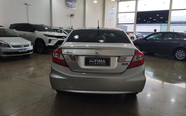 imagem-https://www.socarrao.com.br/sc-vehicle-images-prod/2260042/1783517837844-8209867_3_B_ed3c46174f.jpeg