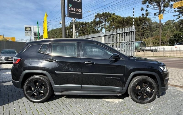 imagem-https://www.socarrao.com.br/sc-vehicle-images-prod/2260169/1792508460163-8183382_4_B_b43cd9bac3.jpeg
