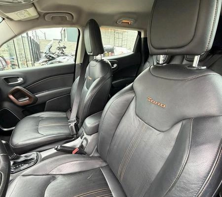 imagem-https://www.socarrao.com.br/sc-vehicle-images-prod/2260224/1785356917381-8107360_0_B_cd0bc328d3.jpeg