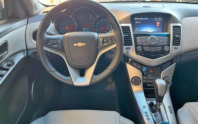 imagem-https://www.socarrao.com.br/sc-vehicle-images-prod/2260286/1782226881566-8209991_10_B_2912006b45.jpeg