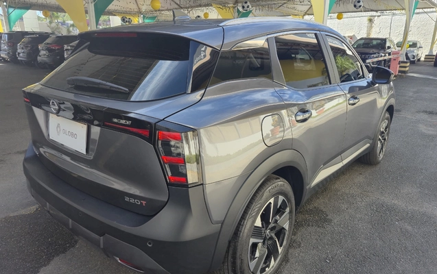 imagem-https://www.socarrao.com.br/sc-vehicle-images-prod/2260323/1782151149570-MjViNTEyYzAtNTQ5Ni00NDk4LWFhNDktOGExYTU3YTE1OTk2LmpwZWc.jpeg