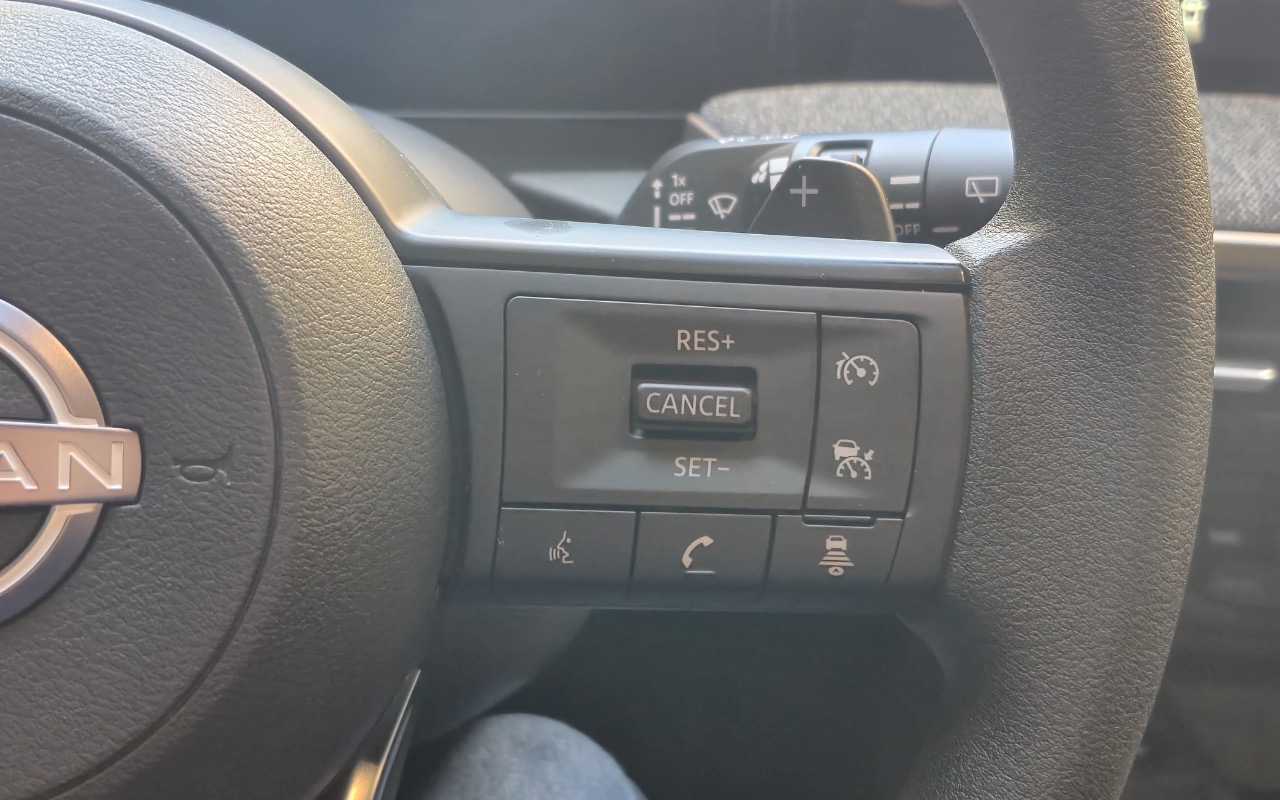 imagem-https://www.socarrao.com.br/sc-vehicle-images-prod/2260323/1782151150344-MWVjZThmMmMtMTQzNy00NWMwLThkZmMtNTUzMGU0MzhhOWFhLmpwZWc.jpeg