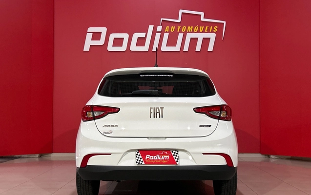 imagem-https://www.socarrao.com.br/sc-vehicle-images-prod/2260364/1782151487260-5dbef77d-af07-4bbe-bf4d-7c8db722d301.jpg