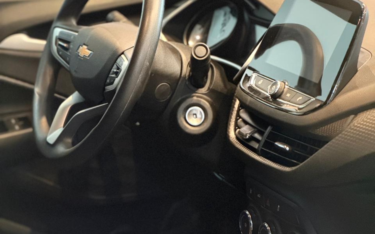 imagem-https://www.socarrao.com.br/sc-vehicle-images-prod/2260383/1782151565432-V2hhdHNBcHAgSW1hZ2UgMjAyNi0wNS0xOSBhdCAxNi41Mi41Ny5qcGVn.jpeg