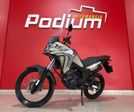 Honda SAHARA 300 ADVENTURE ABS FLEX 2025 Bege — foto 1 de 3
