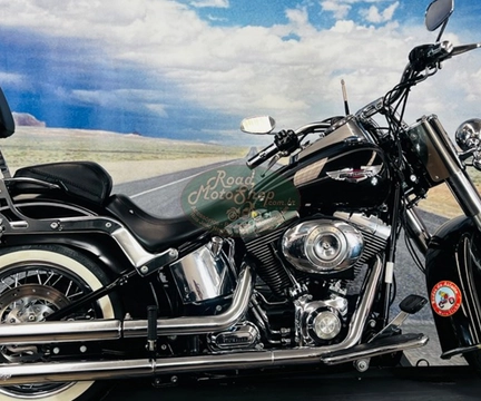 HARLEY-DAVIDSON SOFTAIL DELUXE FLSTN 2013 Preto — foto 1 de 3