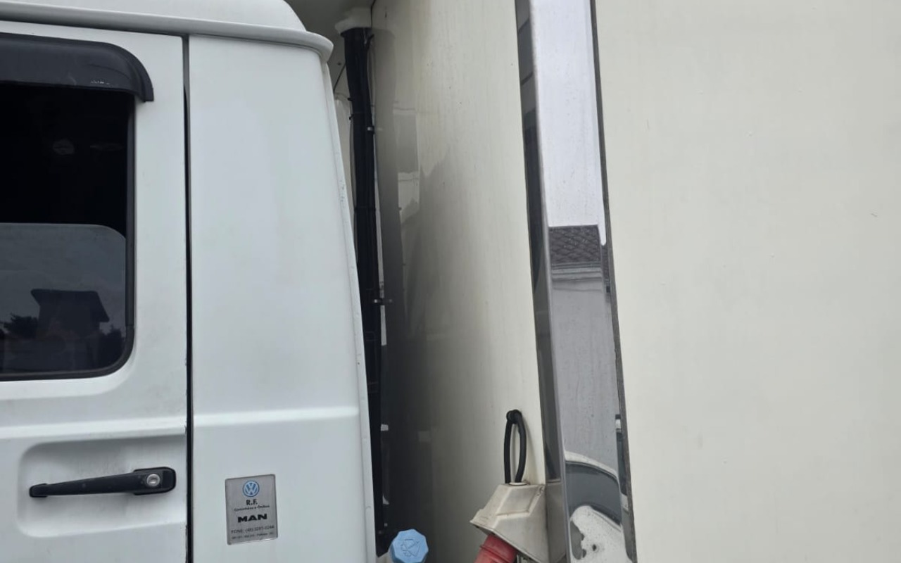 imagem-https://www.socarrao.com.br/sc-vehicle-images-prod/2260577/1782152592878-V2hhdHNBcHAgSW1hZ2UgMjAyNi0wNi0xOSBhdCAxMy40NS4yOS5qcGVn.jpeg