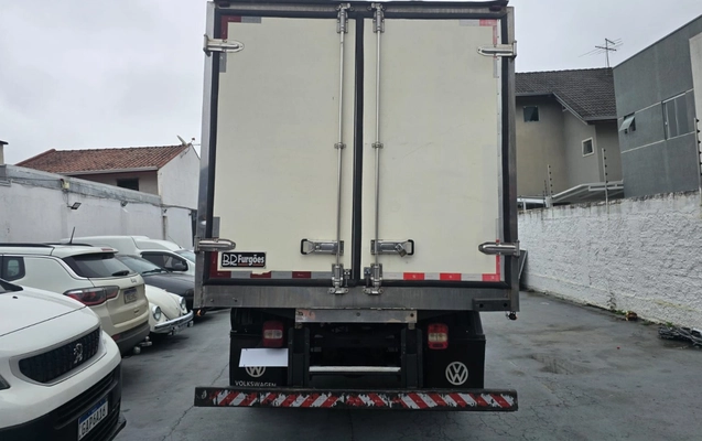 imagem-https://www.socarrao.com.br/sc-vehicle-images-prod/2260577/1782152593718-V2hhdHNBcHAgSW1hZ2UgMjAyNi0wNi0xOSBhdCAxMy40NS4yNi5qcGVn.jpeg