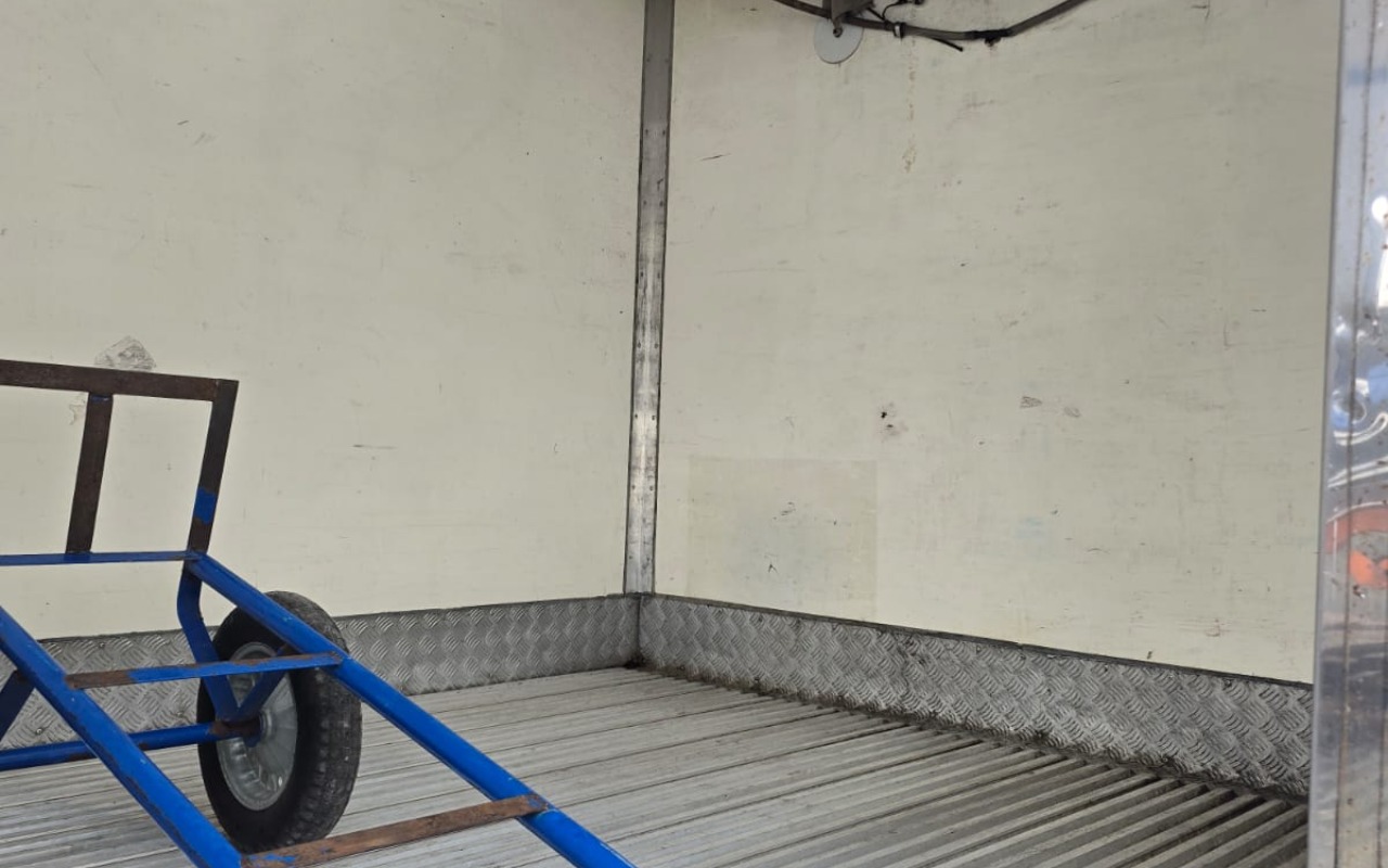imagem-https://www.socarrao.com.br/sc-vehicle-images-prod/2260577/1782152593977-V2hhdHNBcHAgSW1hZ2UgMjAyNi0wNi0xOSBhdCAxMy40NS4yNCAoMikuanBlZw.jpeg