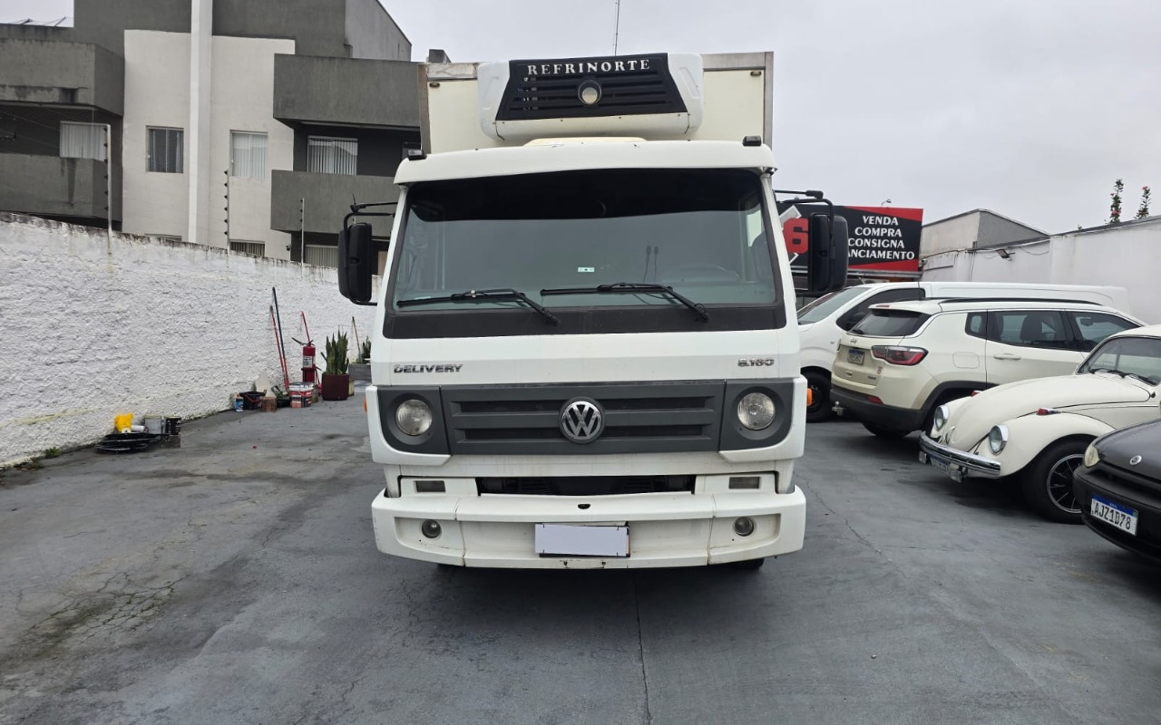 imagem-https://www.socarrao.com.br/sc-vehicle-images-prod/2260577/1782152594628-V2hhdHNBcHAgSW1hZ2UgMjAyNi0wNi0xOSBhdCAxMy40NS4yMCAoMSkuanBlZw.jpeg