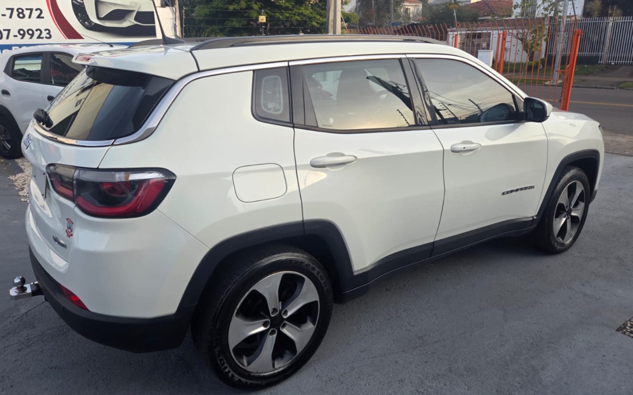 imagem-https://www.socarrao.com.br/sc-vehicle-images-prod/2260624/1782152861922-V2hhdHNBcHAgSW1hZ2UgMjAyNi0wNi0xOSBhdCAxMy40NS40My5qcGVn.jpeg