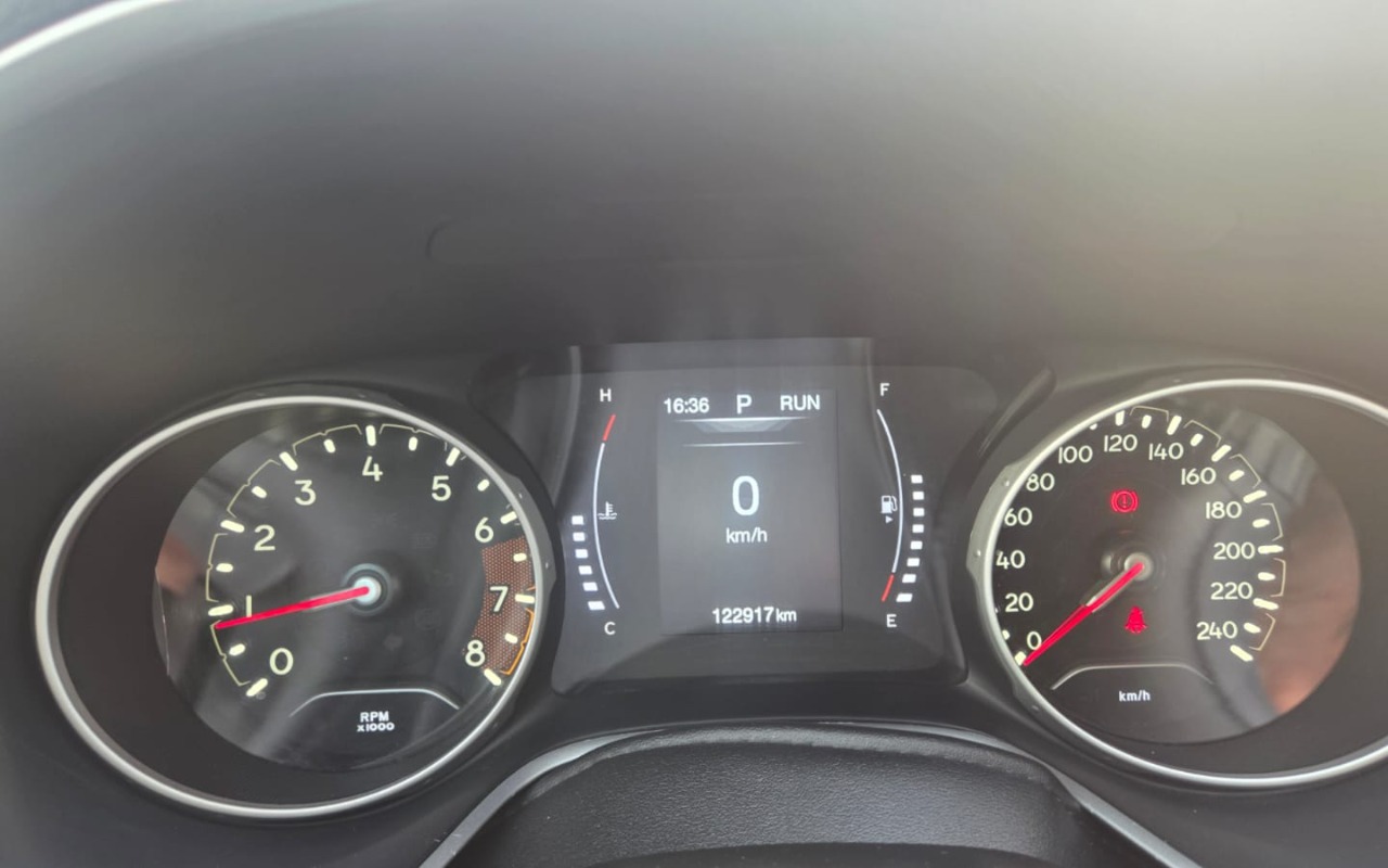 imagem-https://www.socarrao.com.br/sc-vehicle-images-prod/2260624/1782152862293-V2hhdHNBcHAgSW1hZ2UgMjAyNi0wNi0xOSBhdCAxMy40NS40NCAoMSkuanBlZw.jpeg