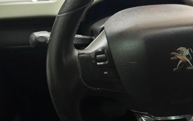 imagem-https://www.socarrao.com.br/sc-vehicle-images-prod/2260632/1787139892559-8088905_19_B_c1f6c0d300.jpeg