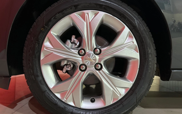 imagem-https://www.socarrao.com.br/sc-vehicle-images-prod/2260828/1782154055534-0b4c2d62-220a-42b4-8760-90c8e657fb28.jpg