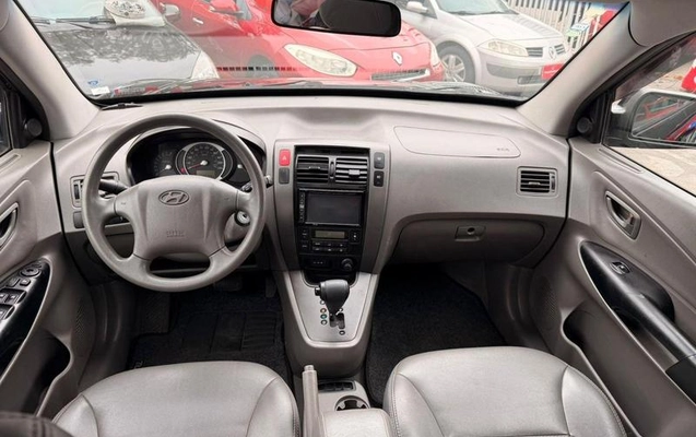 imagem-https://www.socarrao.com.br/sc-vehicle-images-prod/2260870/1784995964695-8120011_8_B_320339cca8.jpeg