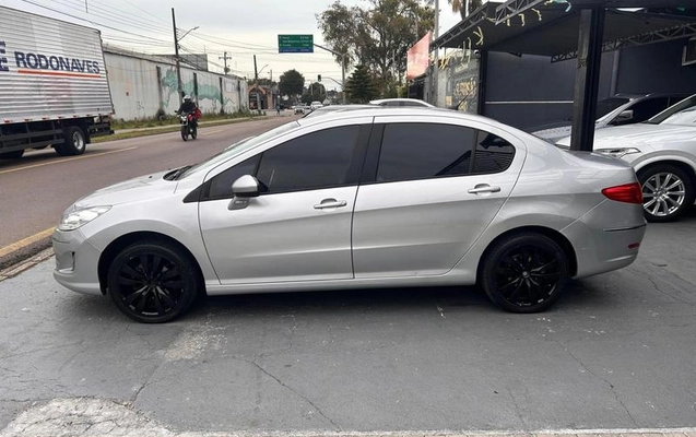 imagem-https://www.socarrao.com.br/sc-vehicle-images-prod/2260895/1782155868069-8207031_7_B_67cf6ebfbb.jpeg