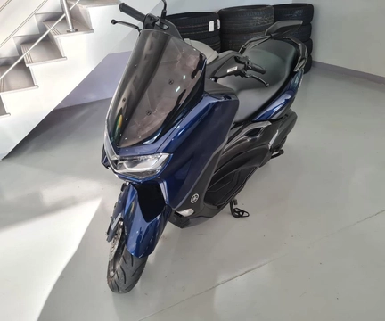 YAMAHA NMAX 160 2021 Azul — foto 1 de 3