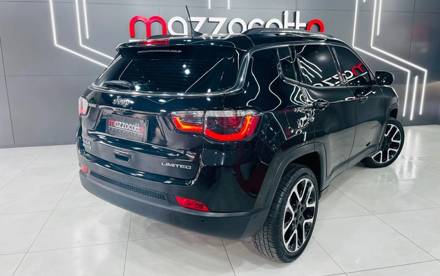 imagem-https://www.socarrao.com.br/sc-vehicle-images-prod/2261136/1782155904250-003_10fd60b7b81888a98f15eadb3c4b2e94.jpeg