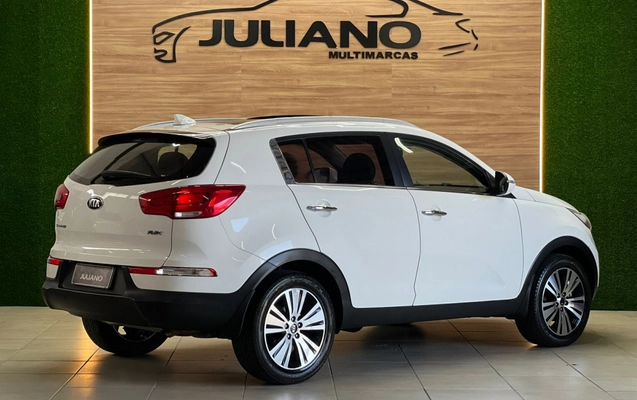 imagem-https://www.socarrao.com.br/sc-vehicle-images-prod/2261192/1787925067651-DYDHXR7Y1pg9HF0eHS5QKvcbWnWxNpo0.jpg