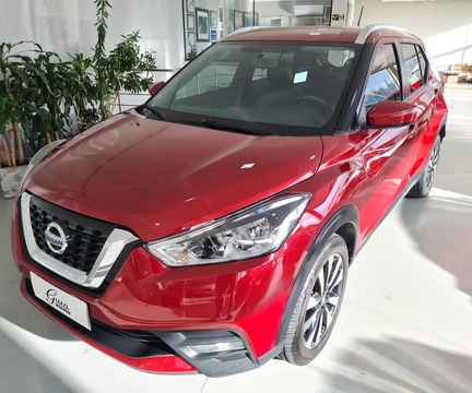 Nissan KICKS 2018 Vermelho — foto 1 de 3