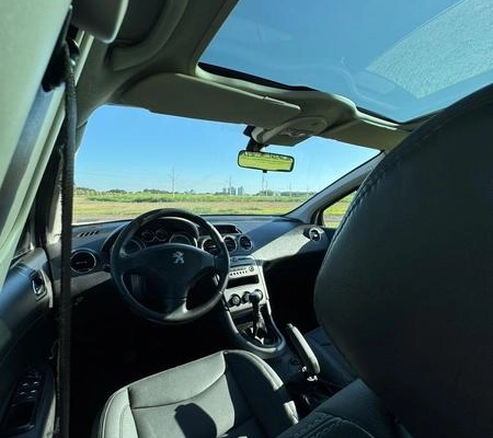 imagem-https://www.socarrao.com.br/sc-vehicle-images-prod/2261267/1784911823485-7950484_0_B_ce86e2c2d3.jpeg