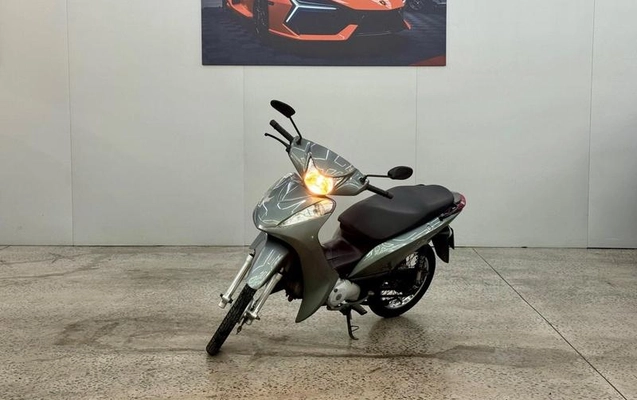 imagem-https://www.socarrao.com.br/sc-vehicle-images-prod/2261357/1786128091281-8164470_0_B_df9121be30.jpeg