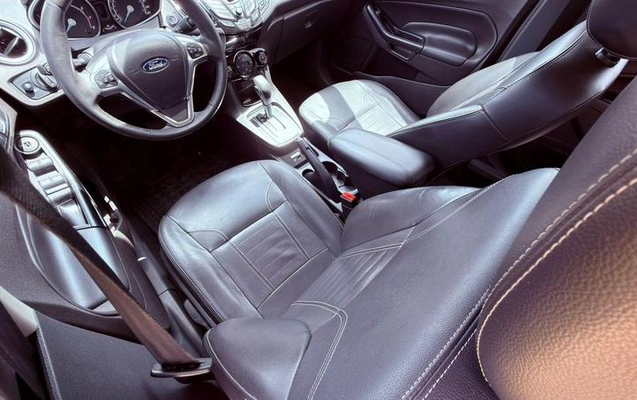 imagem-https://www.socarrao.com.br/sc-vehicle-images-prod/2261388/1784912114495-7749383_11_B_9a56d3269e.jpeg