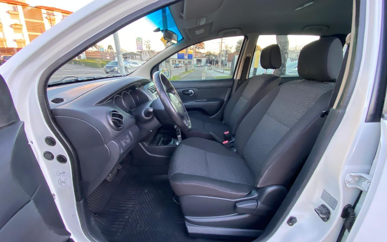 imagem-https://www.socarrao.com.br/sc-vehicle-images-prod/2261393/1782157253972-V2hhdHNBcHAgSW1hZ2UgMjAyNi0wNi0yMiBhdCAxNi4zNS40MSAoNCkuanBlZw.jpeg