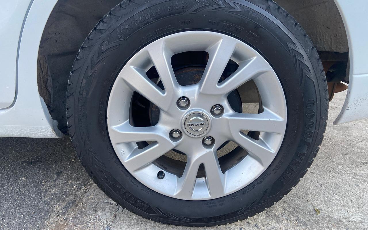 imagem-https://www.socarrao.com.br/sc-vehicle-images-prod/2261393/1782157254199-V2hhdHNBcHAgSW1hZ2UgMjAyNi0wNi0yMiBhdCAxNi4zNS40MiAoMSkuanBlZw.jpeg