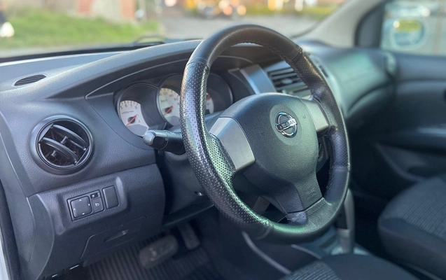 imagem-https://www.socarrao.com.br/sc-vehicle-images-prod/2261393/1782157254726-V2hhdHNBcHAgSW1hZ2UgMjAyNi0wNi0yMiBhdCAxNi4zNS40Mi5qcGVn.jpeg