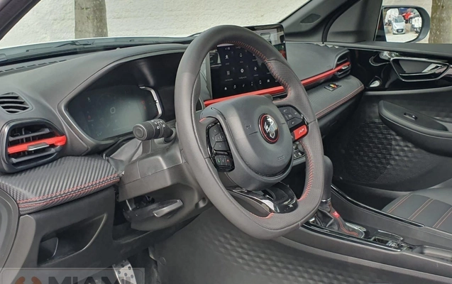 imagem-https://www.socarrao.com.br/sc-vehicle-images-prod/2261397/1782157342975-b35a2696d2e54322bbfaa3ef5b4e220a_1782157296601.jpg