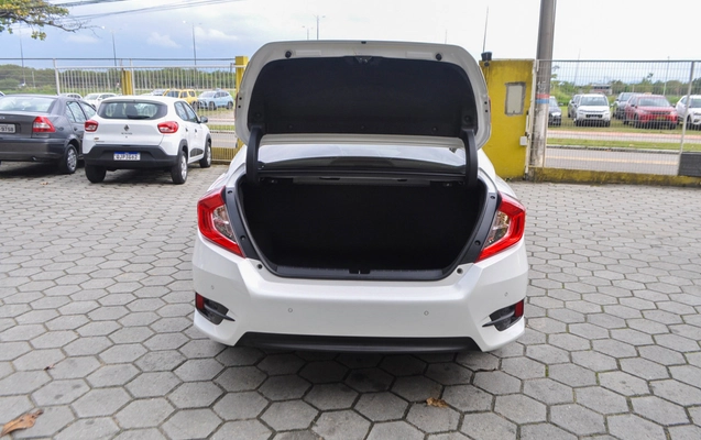 imagem-https://www.socarrao.com.br/sc-vehicle-images-prod/2261438/1787864195907-10670c2eb6894a85a790afb479a4c866_1782156904214.jpg
