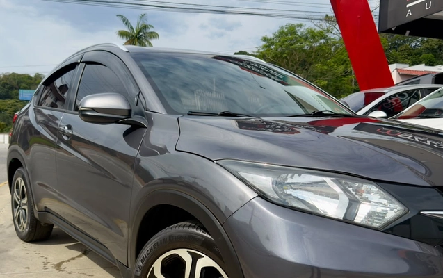 imagem-https://www.socarrao.com.br/sc-vehicle-images-prod/2261554/1790794353864-003_c37cf99efd1627df6995714ac0298dd8.jpg