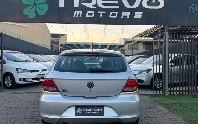 imagem-https://www.socarrao.com.br/sc-vehicle-images-prod/2261576/1787606101442-SU1HXzEwNzcuanBlZw.jpeg