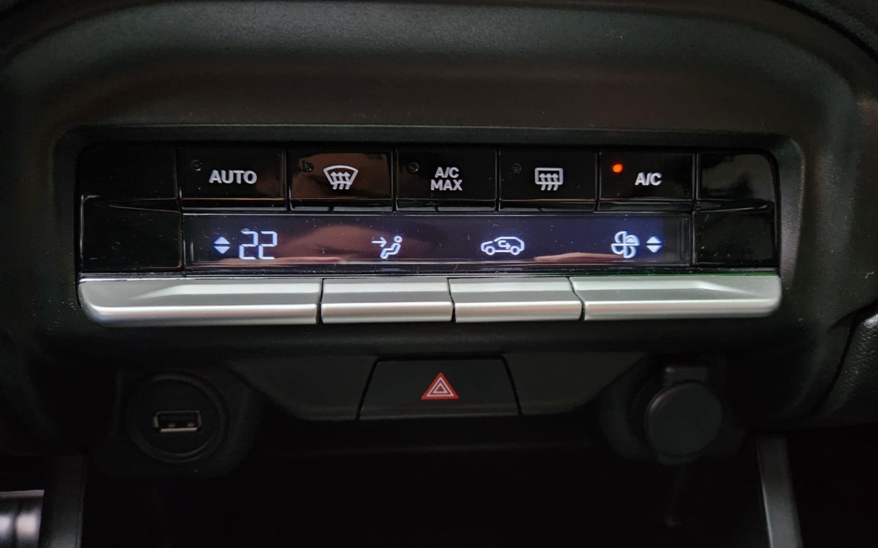imagem-https://www.socarrao.com.br/sc-vehicle-images-prod/2261786/1782159466192-V2hhdHNBcHAgSW1hZ2UgMjAyNi0wNi0yMiBhdCAxNi4xNi4xMCAoMSkuanBlZw.jpeg