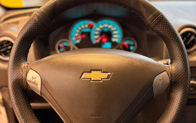 imagem-https://www.socarrao.com.br/sc-vehicle-images-prod/2262061/1782160645648-84bf77a8-c809-4766-8c1b-14165af2be28.jpg