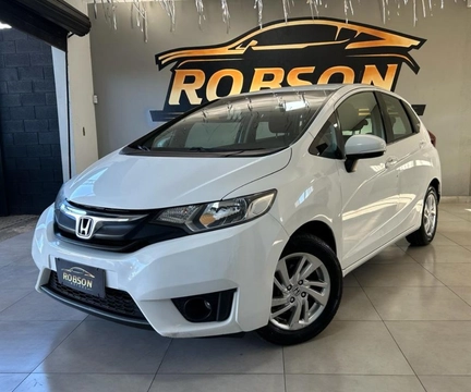 Honda Fit 2017 Branco — foto 1 de 3