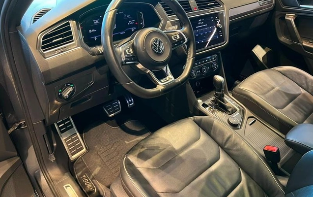imagem-https://www.socarrao.com.br/sc-vehicle-images-prod/2262350/1786893161230-8207472_9_B_23ae5f1a29.jpeg