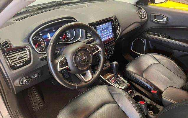 imagem-https://www.socarrao.com.br/sc-vehicle-images-prod/2262531/1789064699363-FVb3PEgwQtPQpTgBOGlSDP1QSBCSgqUD.jpg