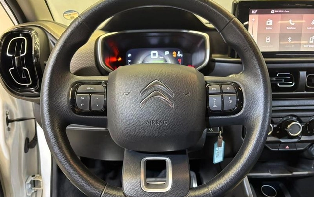imagem-https://www.socarrao.com.br/sc-vehicle-images-prod/2271453/1790798655438-8211880_15_B_fed5ddc6fd.jpeg