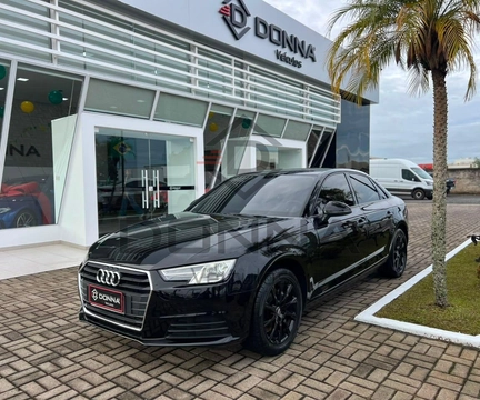 Audi A4 2018 Preto — foto 1 de 3