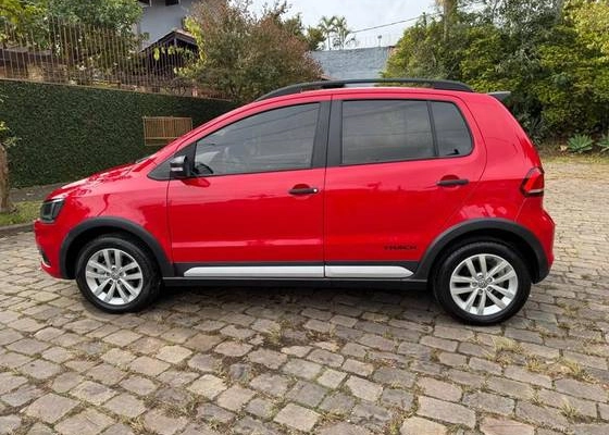 imagem-https://www.socarrao.com.br/sc-vehicle-images-prod/2272284/1782219423854-volkswagen-fox-1.0-mpi-track-12v-flex-4p-manual-wmimagem16331634442.jpg
