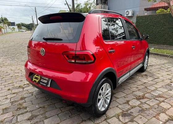 imagem-https://www.socarrao.com.br/sc-vehicle-images-prod/2272284/1782219423858-volkswagen-fox-1.0-mpi-track-12v-flex-4p-manual-wmimagem16331912389.jpg