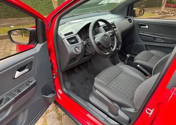 imagem-https://www.socarrao.com.br/sc-vehicle-images-prod/2272284/1782219423871-volkswagen-fox-1.0-mpi-track-12v-flex-4p-manual-wmimagem16332577710.jpg