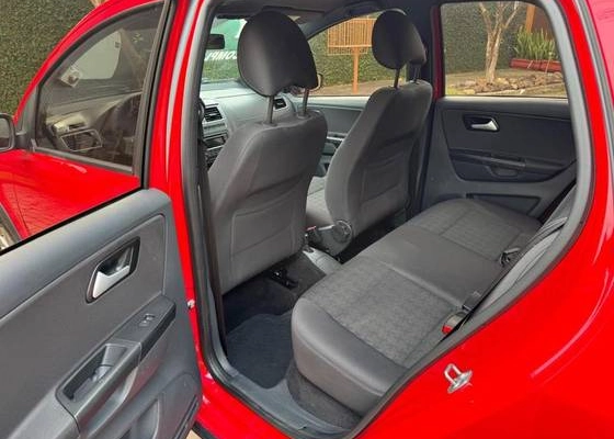 imagem-https://www.socarrao.com.br/sc-vehicle-images-prod/2272284/1782219423873-volkswagen-fox-1.0-mpi-track-12v-flex-4p-manual-wmimagem1633276618.jpg