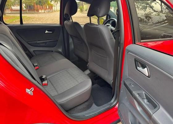 imagem-https://www.socarrao.com.br/sc-vehicle-images-prod/2272284/1782219423877-volkswagen-fox-1.0-mpi-track-12v-flex-4p-manual-wmimagem16332910191.jpg