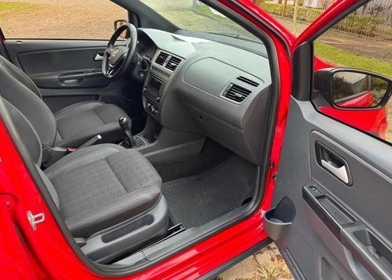 imagem-https://www.socarrao.com.br/sc-vehicle-images-prod/2272284/1782219423879-volkswagen-fox-1.0-mpi-track-12v-flex-4p-manual-wmimagem16333027783.jpg