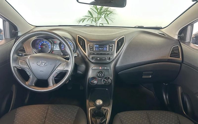 imagem-https://www.socarrao.com.br/sc-vehicle-images-prod/2272501/1782220343326-8200655_10_B_ed0fff77fb.jpeg