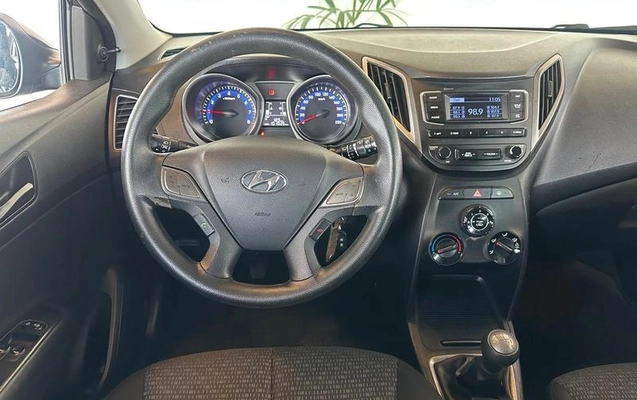 imagem-https://www.socarrao.com.br/sc-vehicle-images-prod/2272501/1782220343327-8200655_12_B_b581f59ecc.jpeg